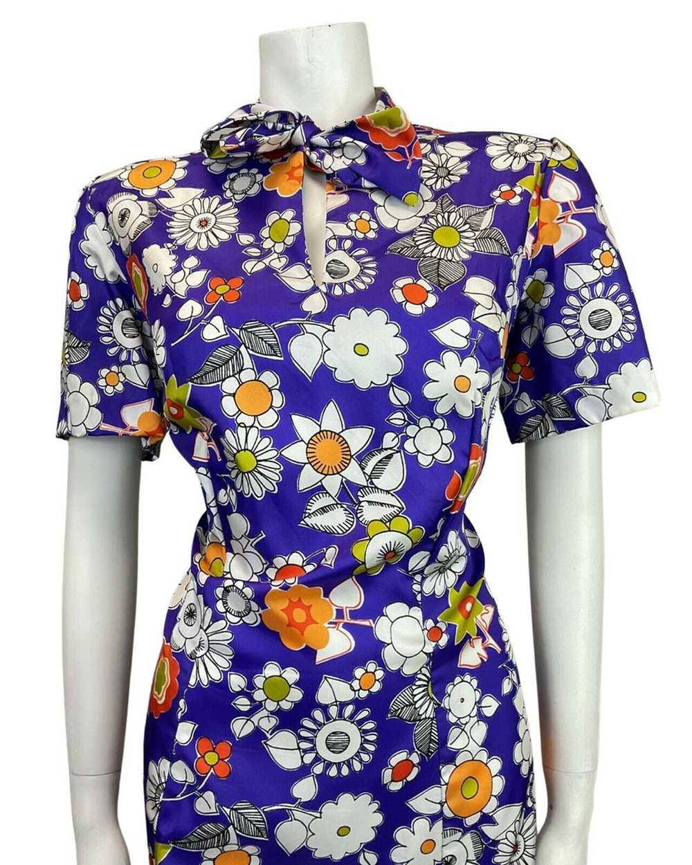 VINTAGE 60s 70s PURPLE WHITE ORANGE FLORAL DAISY … - image 3