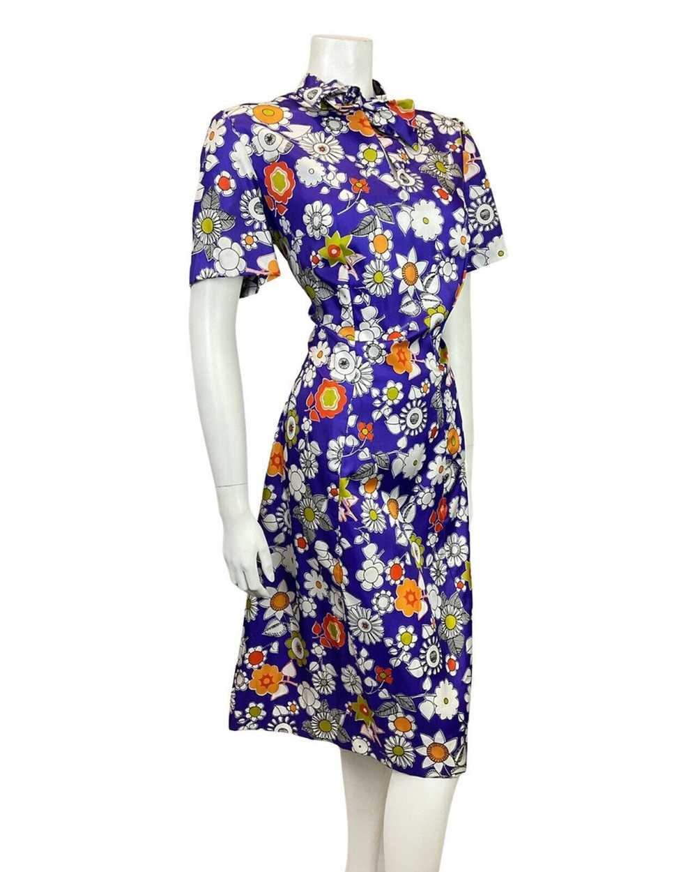 VINTAGE 60s 70s PURPLE WHITE ORANGE FLORAL DAISY … - image 5