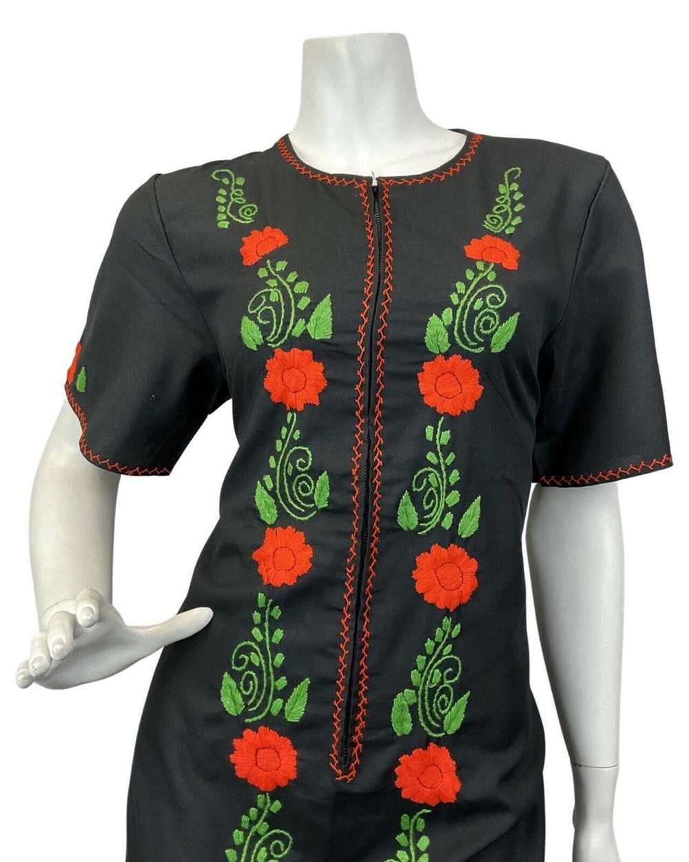 VINTAGE 60s 70s BLACK ORANGE GREEN FLORAL EMBROID… - image 3