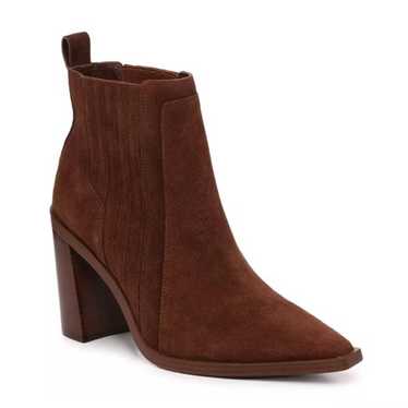 Vince Camuto Suede boots