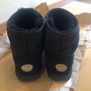 EMU Australia Sheepskin Boots Black Short Boots