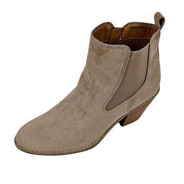 Sofft Tailor Tan Suede Ankle Boots Size 9