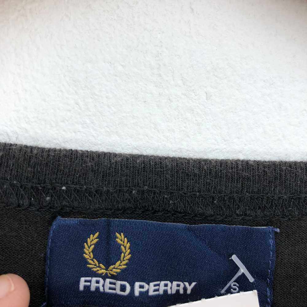 Fred Perry × Vintage Vintage 90s Fred Perry T Shi… - image 4