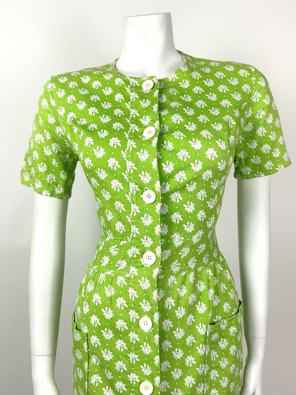 VINTAGE 60s 70s LIME GREEN WHITE FLORAL DOTTY MOD… - image 3