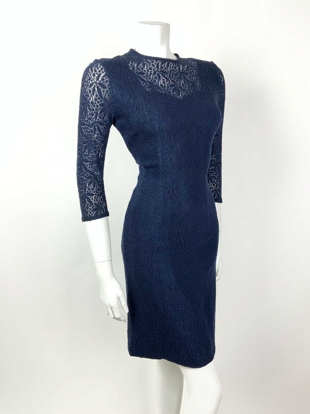 VINTAGE 60s 70s NAVY BLUE FLORAL LACE MOD PENCIL … - image 5