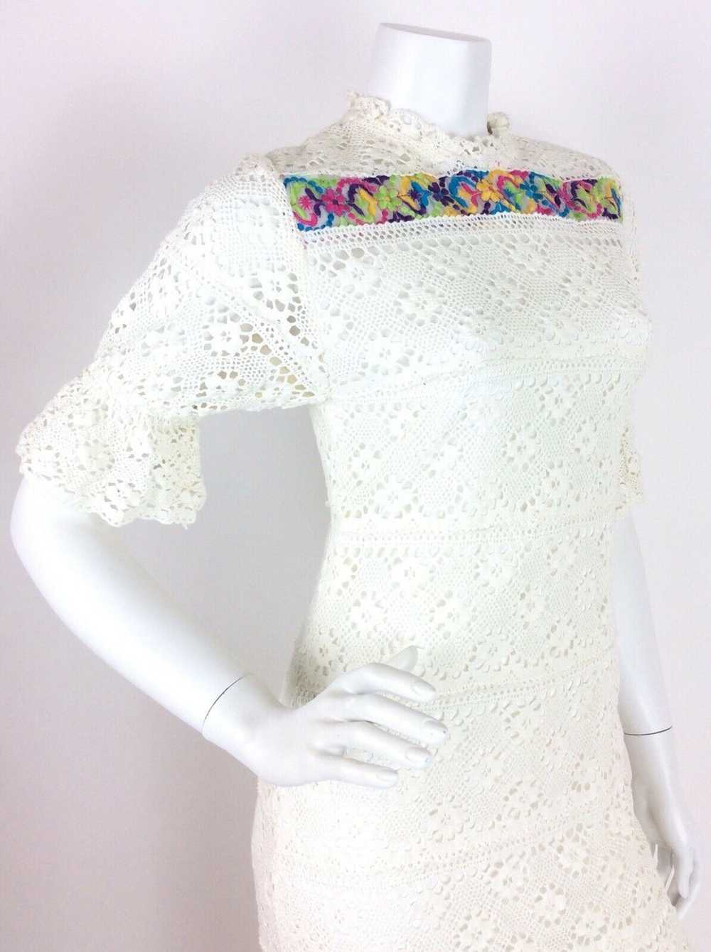 VTG 60S 70S WHITE CREAM EMBROIDERED CROCHET MAXI … - image 5