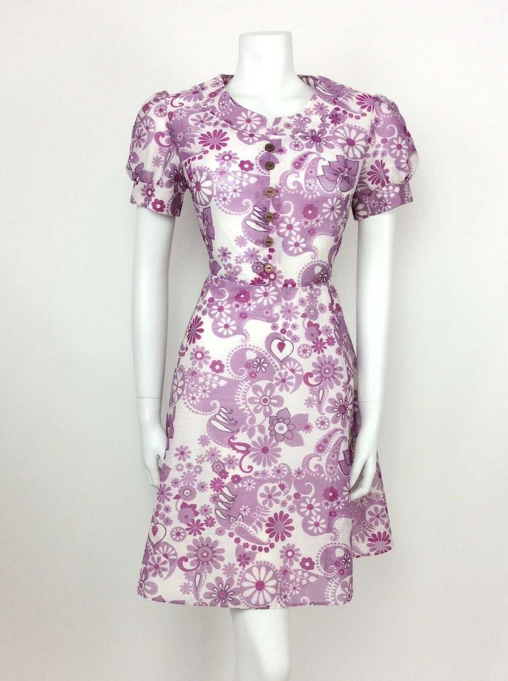 VINTAGE 60s 70s FLORAL PAISLEY PURPLE WHITE LILAC… - image 2