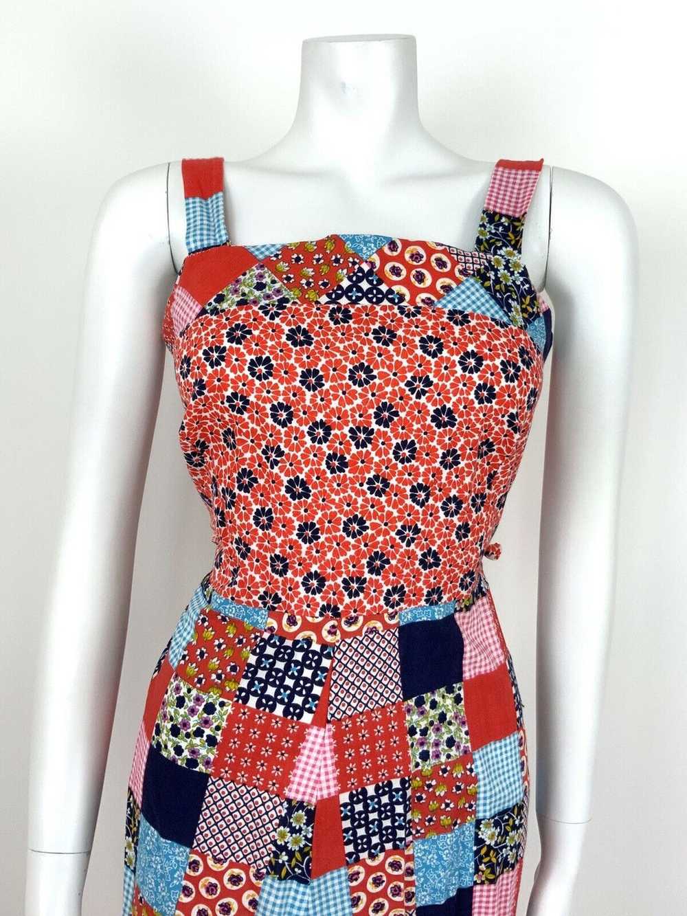 VTG 60s 70s RED BLUE WHITE PINK FLORAL PATCHWORK … - image 3