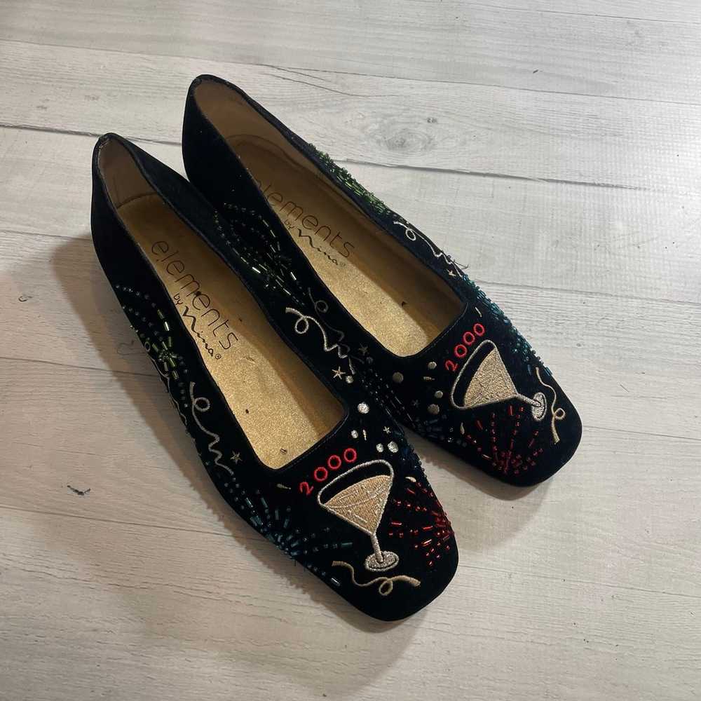 Vintage Nina Shoes Black Velvet Embroidered New Y… - image 1