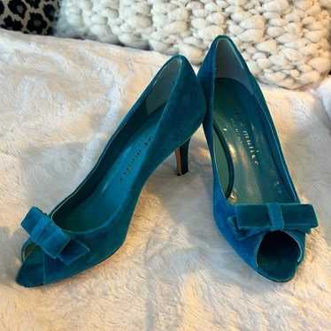 Vintage turquoise velvet heels