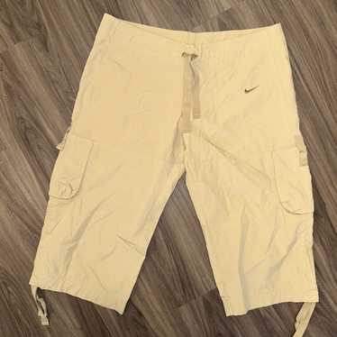 Nike × Streetwear Nike Women’s Capri Cargo Shorts… - image 1