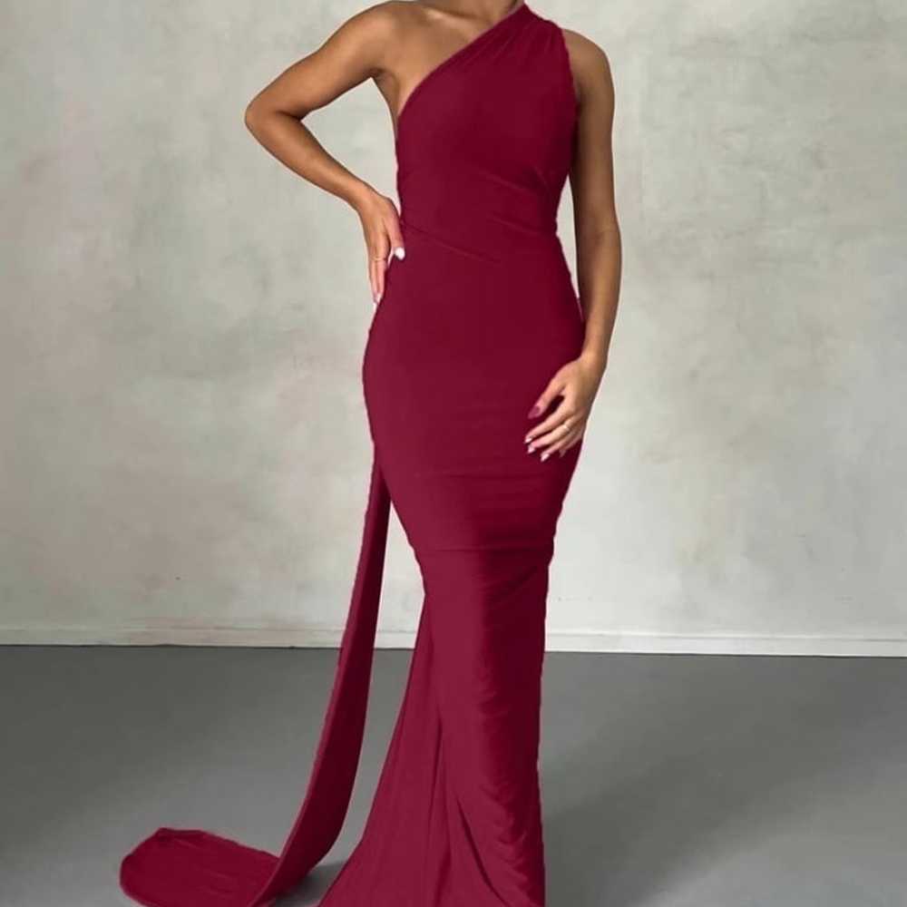 Sexy ruched backless burgundy dress - image 2