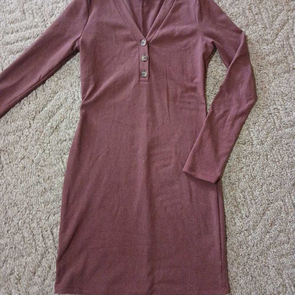 HYFVE HYFVE HYFVE Mauve vneck sweater dress NWOT … - image 2