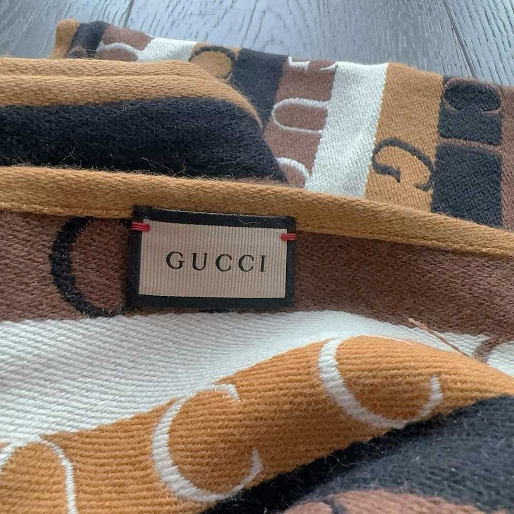 Gucci Wool scarf - image 4