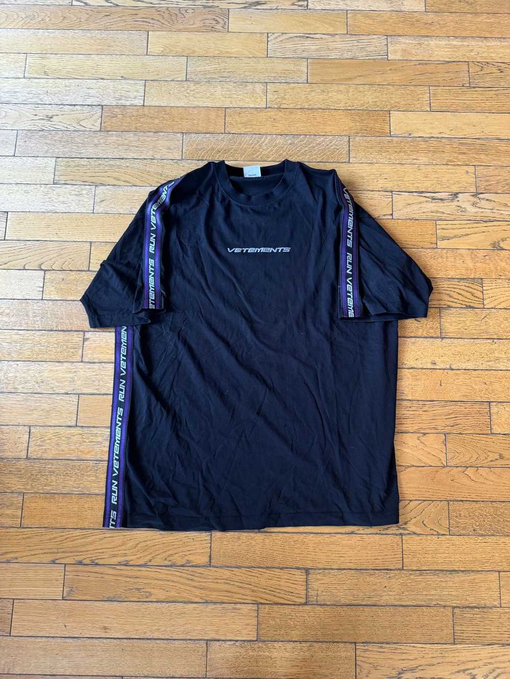 Vetements *RARE* VETEMENTS TAPE TEE LIMITED EDITI… - image 1