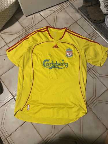 Adidas × Vintage Liverpool 2006-2007 away