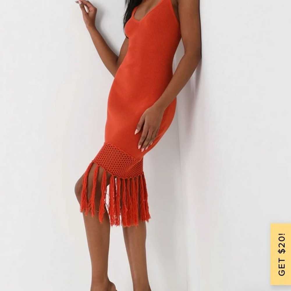 Lulu’s red ribbed knit fringe midi dress - image 2