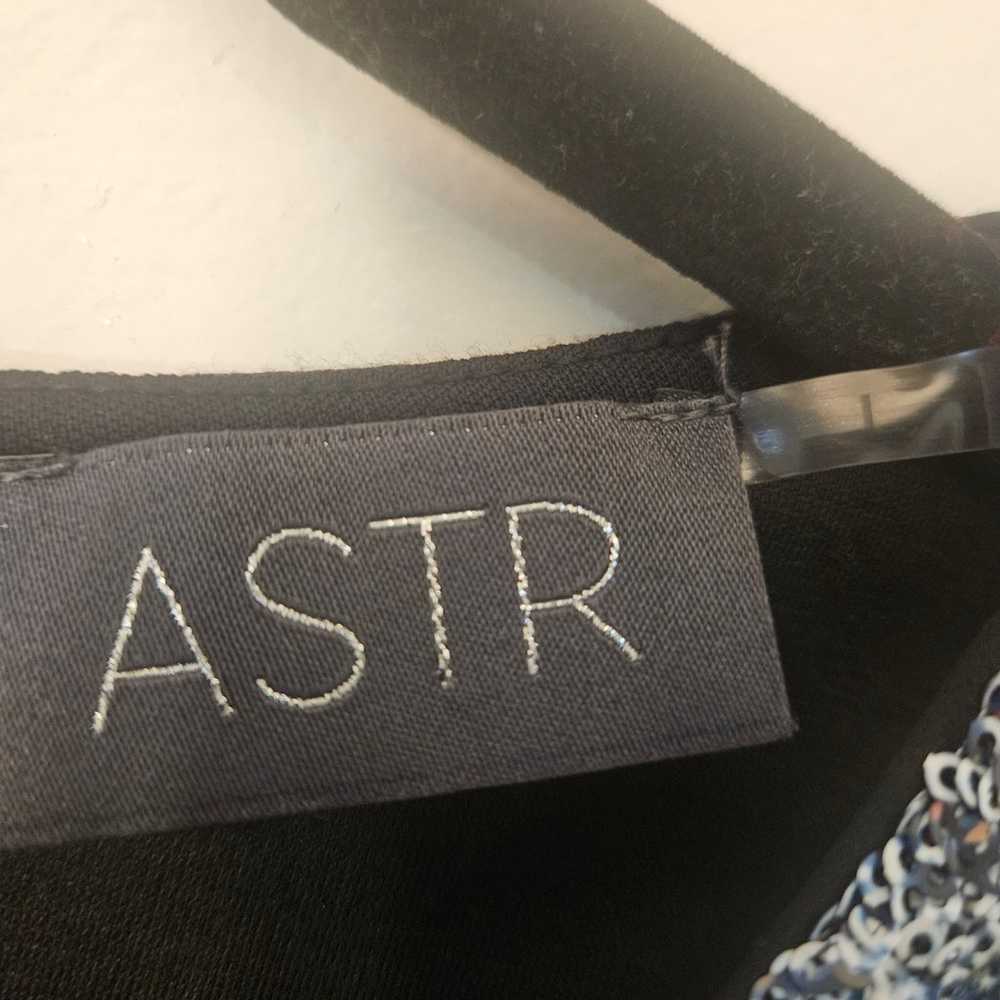 ASTR The Label Black Sequin Crop Top Size L - image 3