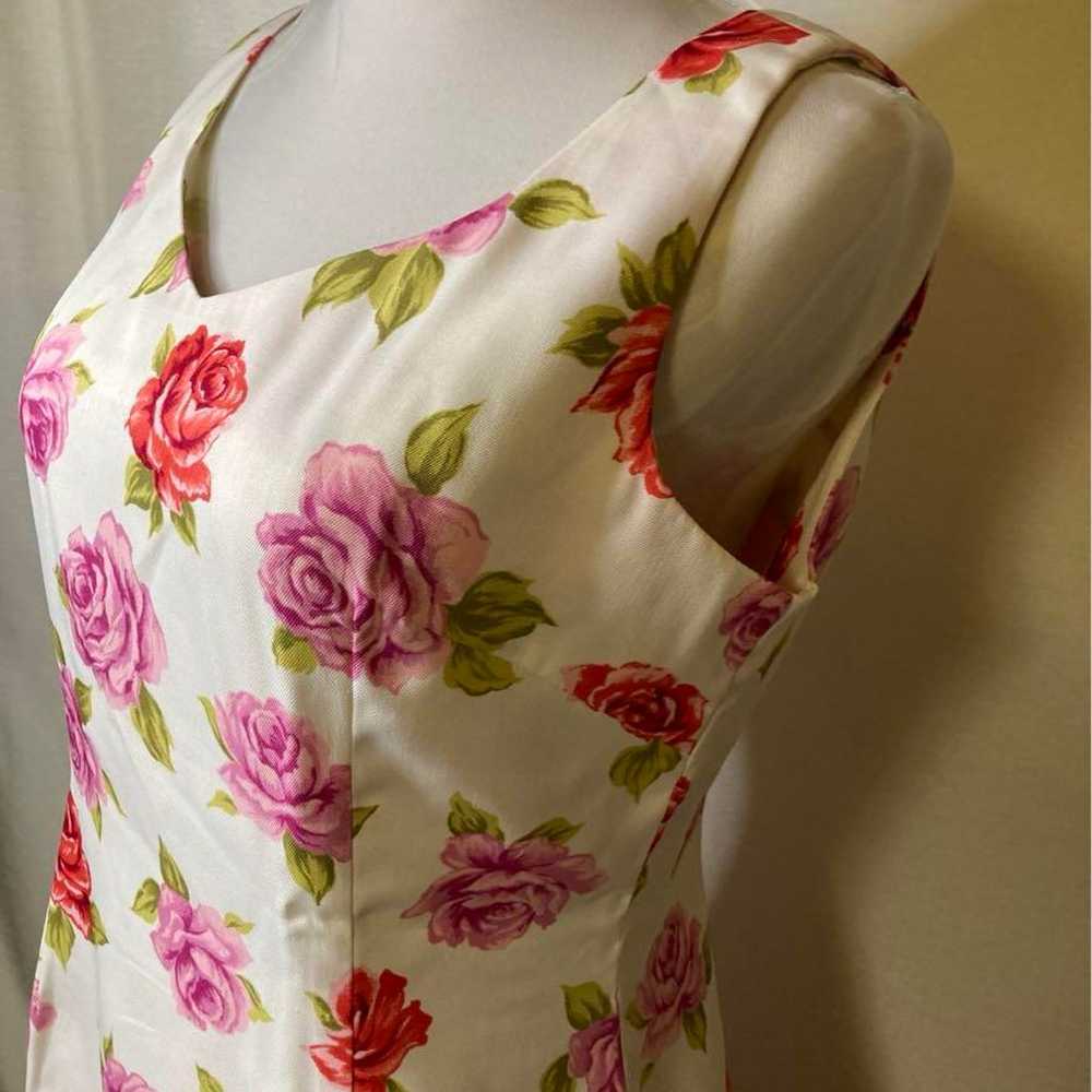 Women's summer floral pattern sleeveless dress - image 6