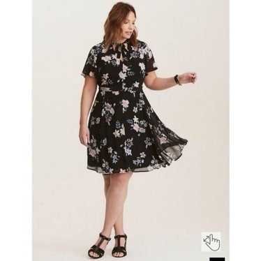 TORRID Multi-Color Floral Print Chiffon Skater Dr… - image 1