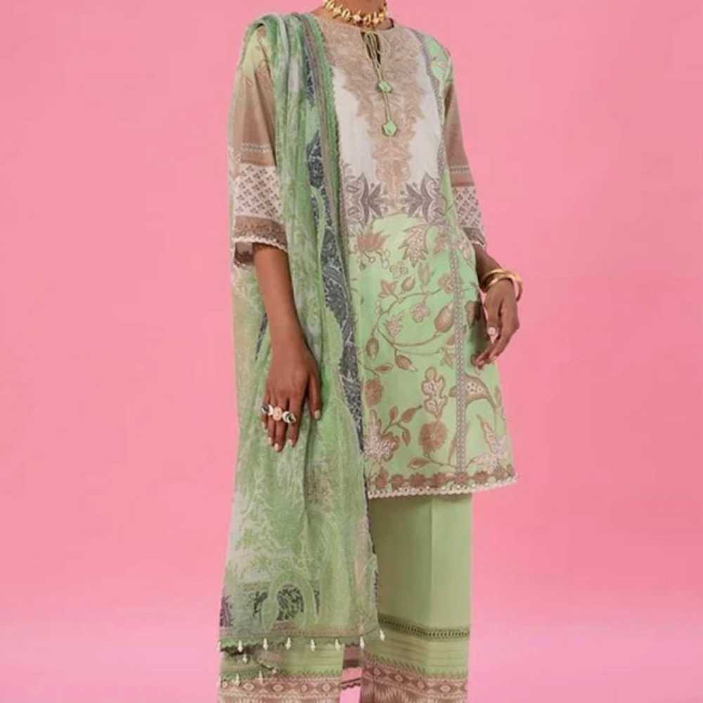 3 piece  Pakistani  dresses sanasafinaz - image 1