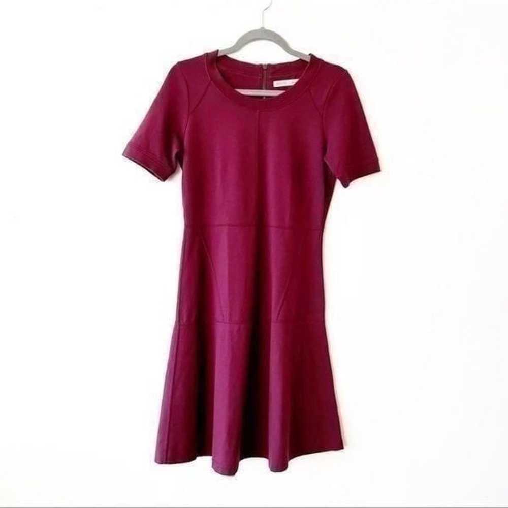 Athleta Size Small Maroon Short Sleeve Fit and Fl… - image 1