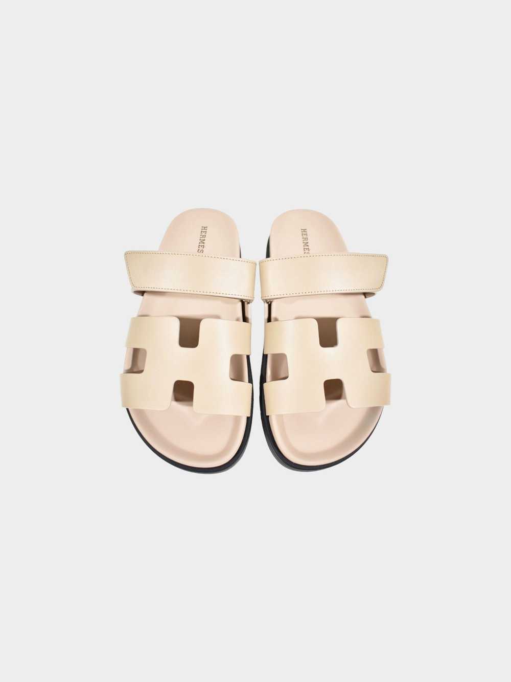 Hermès 2010s Beige Mastic Chypre Leather Sandals - image 2