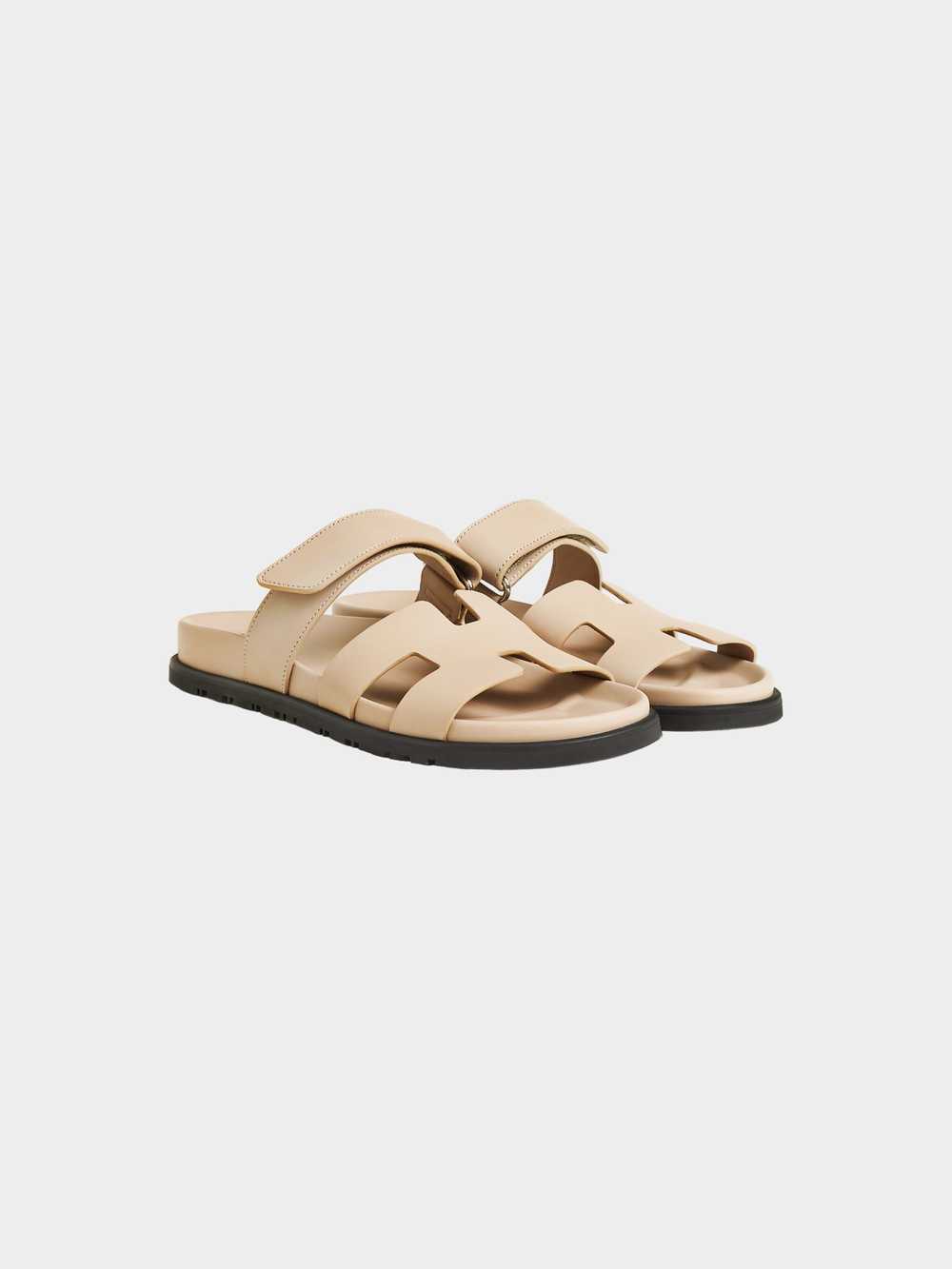 Hermès 2010s Beige Mastic Chypre Leather Sandals - image 3