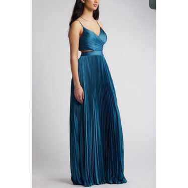 Lulus Women L Teal dress Got the Glam
Pleated Gown