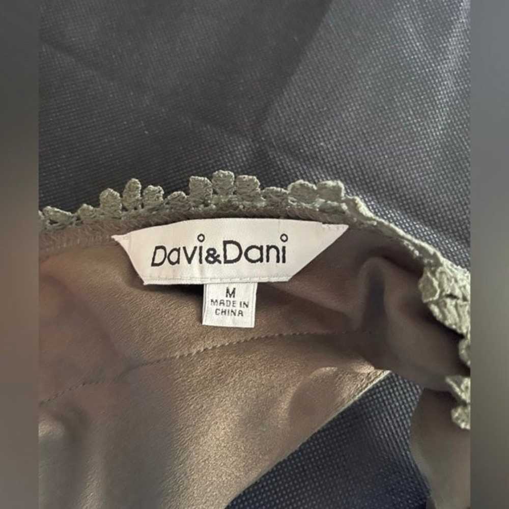 NWOT Davi & Dani Sage Green Dress - image 4