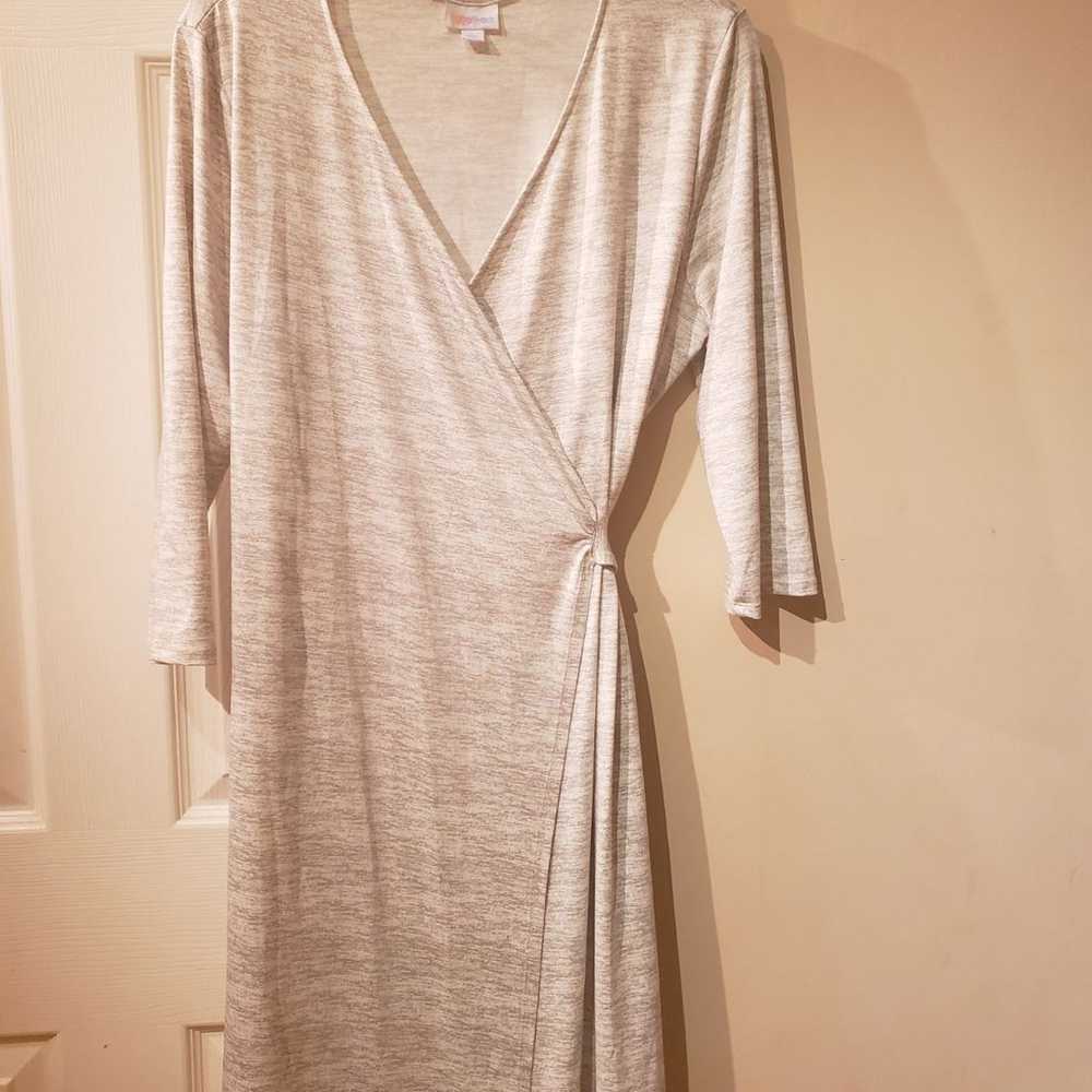 LuLaRoe Michelle True Wrap Dress In Heathered Gray - image 3