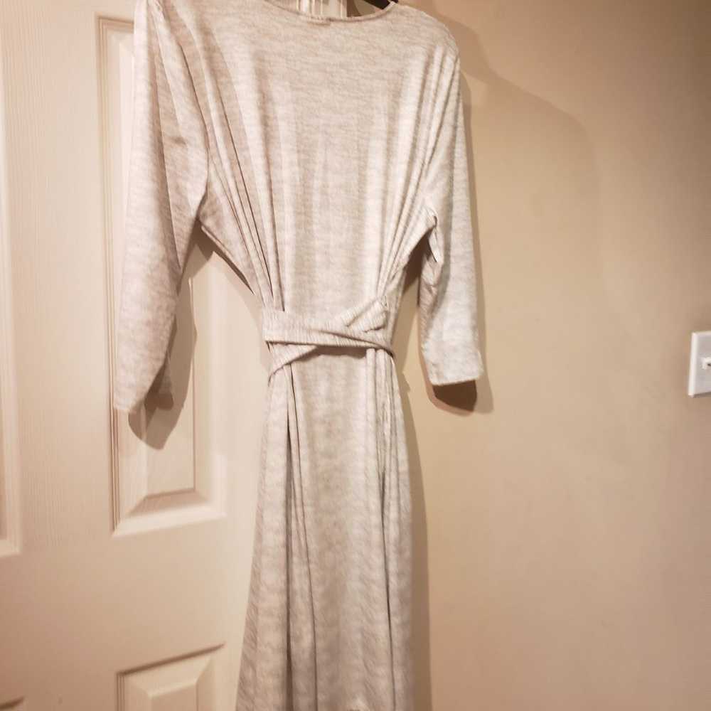 LuLaRoe Michelle True Wrap Dress In Heathered Gray - image 6