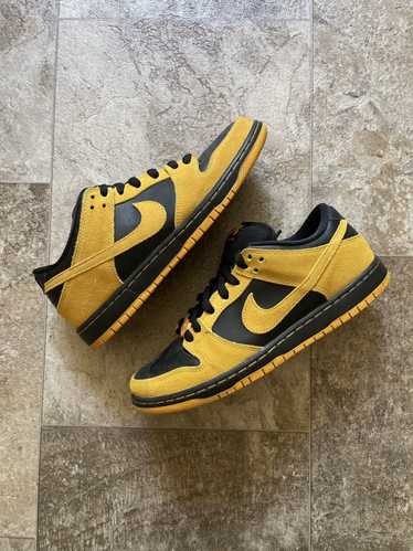 Nike Dunk Low SB “Iowa”