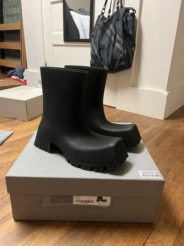 Balenciaga Balenciaga Trooper Boots - image 1