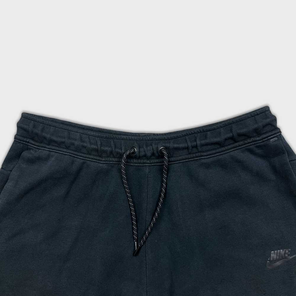 Nike × Streetwear × Vintage Nike Sportswear Short… - image 2