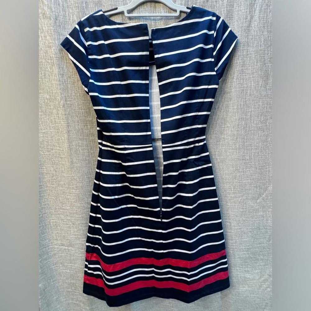 Tommy Hilfiger Striped A-line Dress Size 6 - image 9