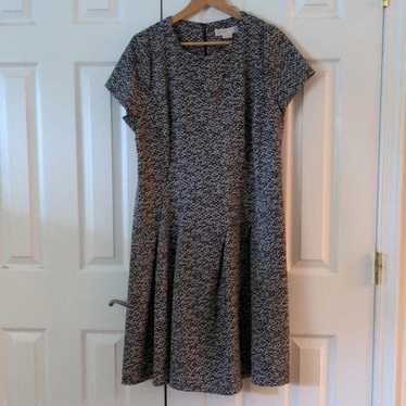 Beautiful like new Michael Kors shift dress zippe… - image 1