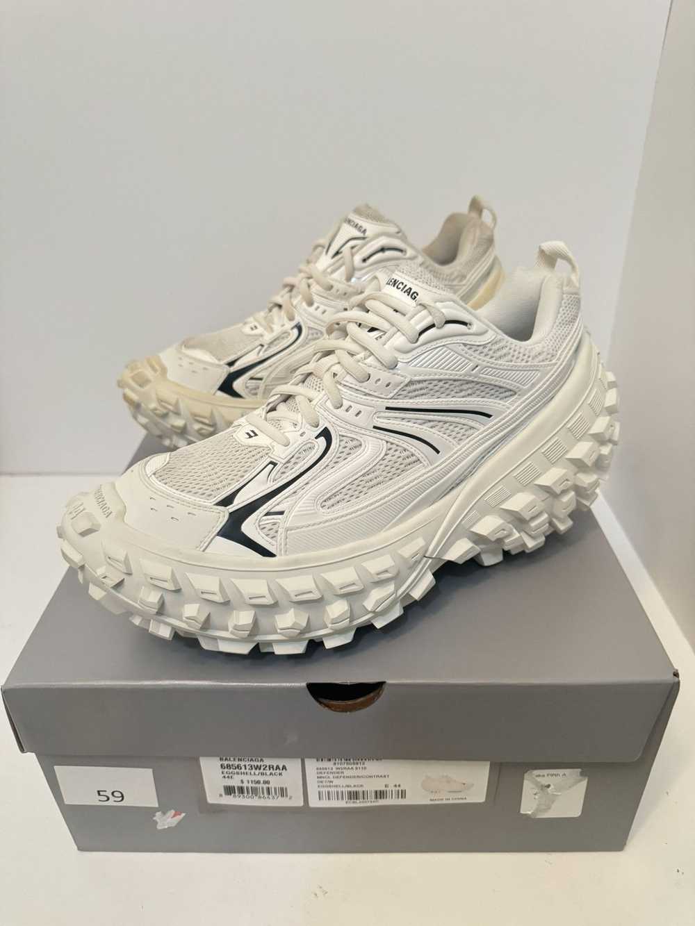 Balenciaga Balenciaga Defender Bouncer Sneaker Wh… - image 1