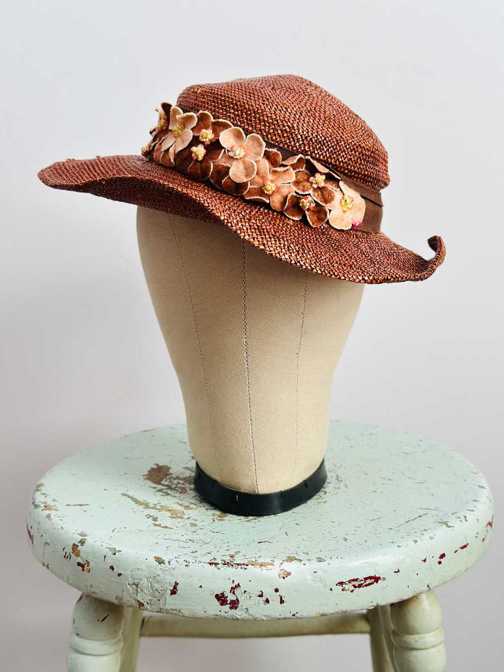 Vintage 1930s millinery sun hat - image 2