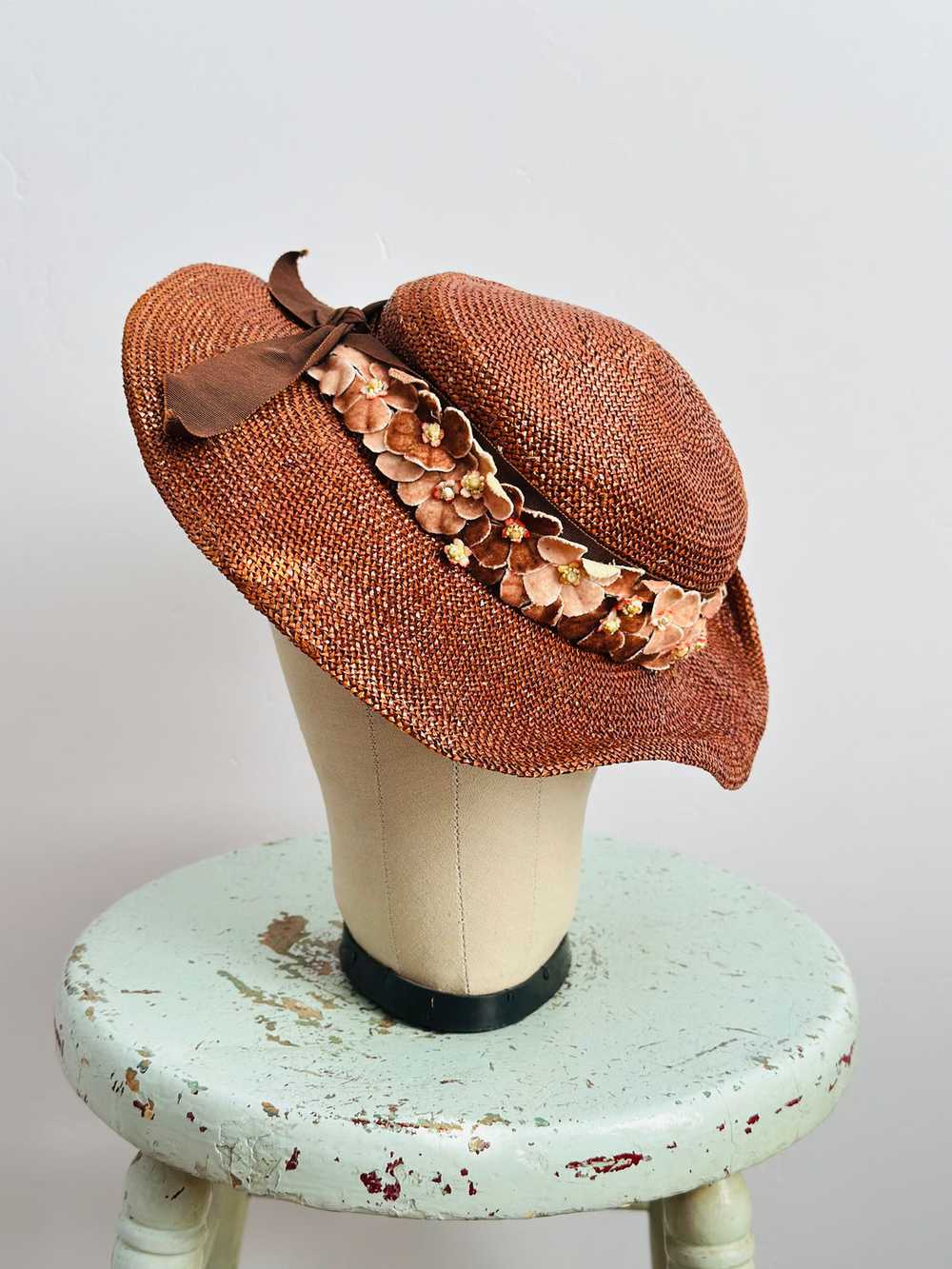 Vintage 1930s millinery sun hat - image 3