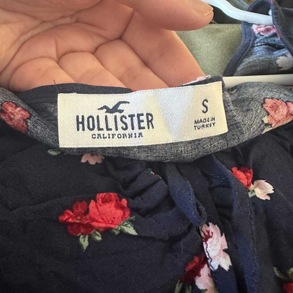 Hollister Long Sleeve Blue Floral Hollister Top S… - image 5