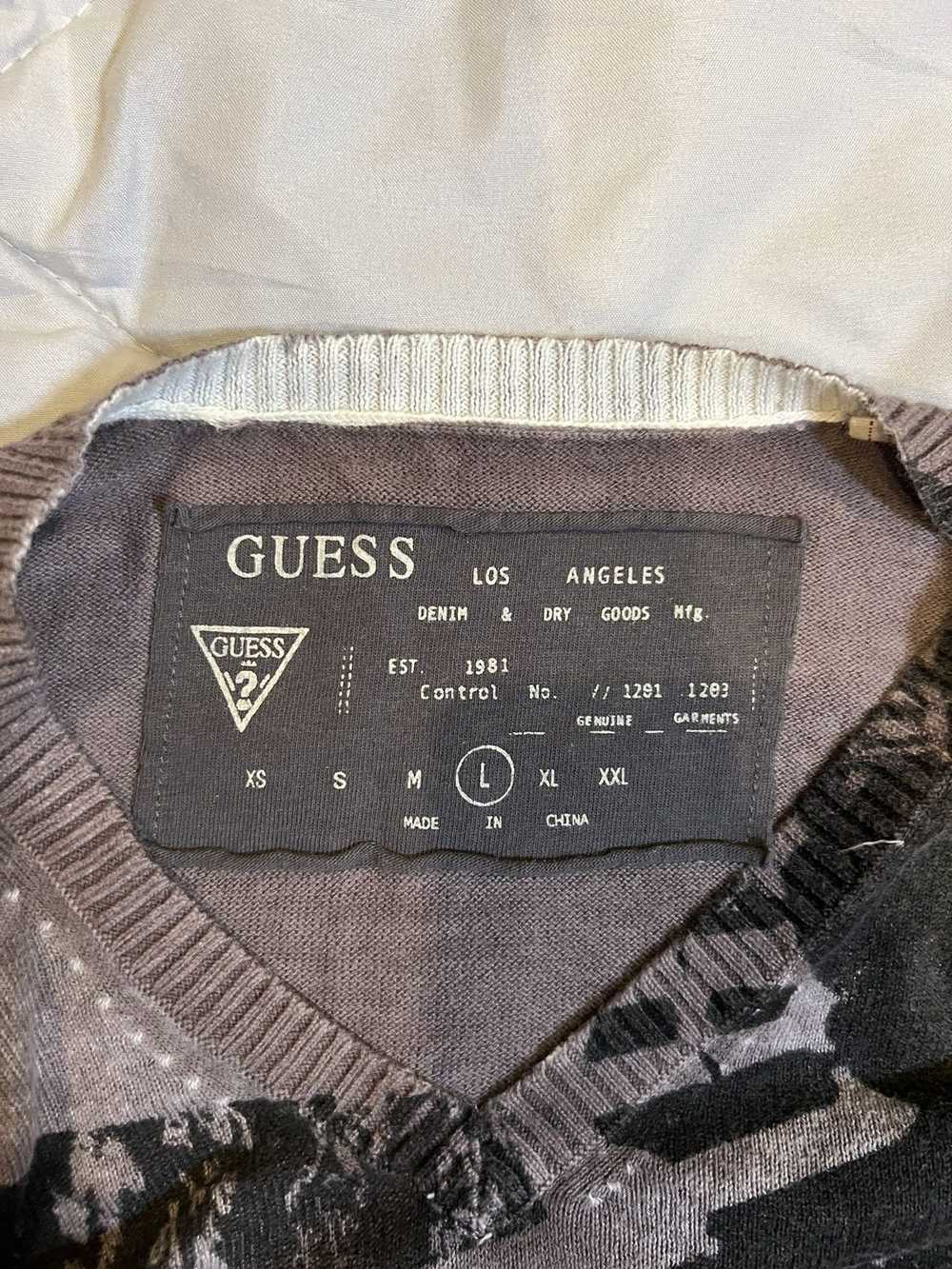 Guess Guess Los Angeles Sweater Black Graphic - image 7