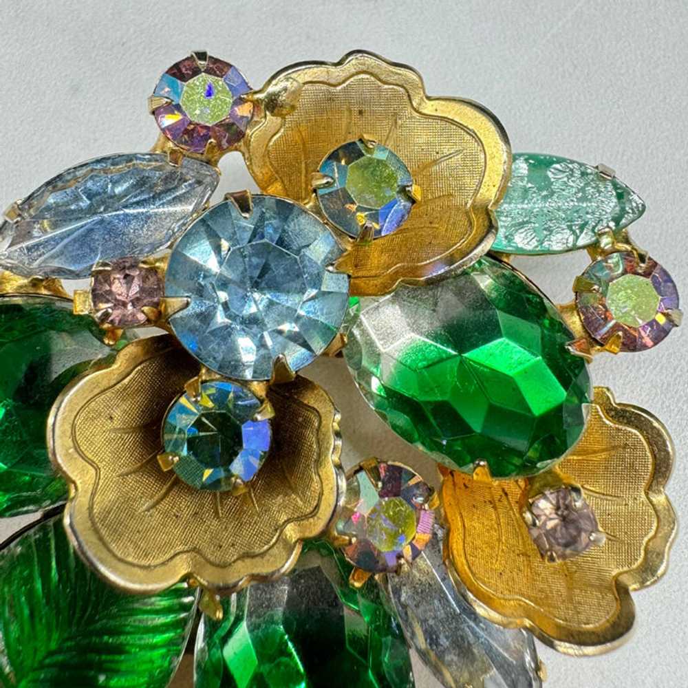 Juliana-style Green Rhinestone Brooch - image 3