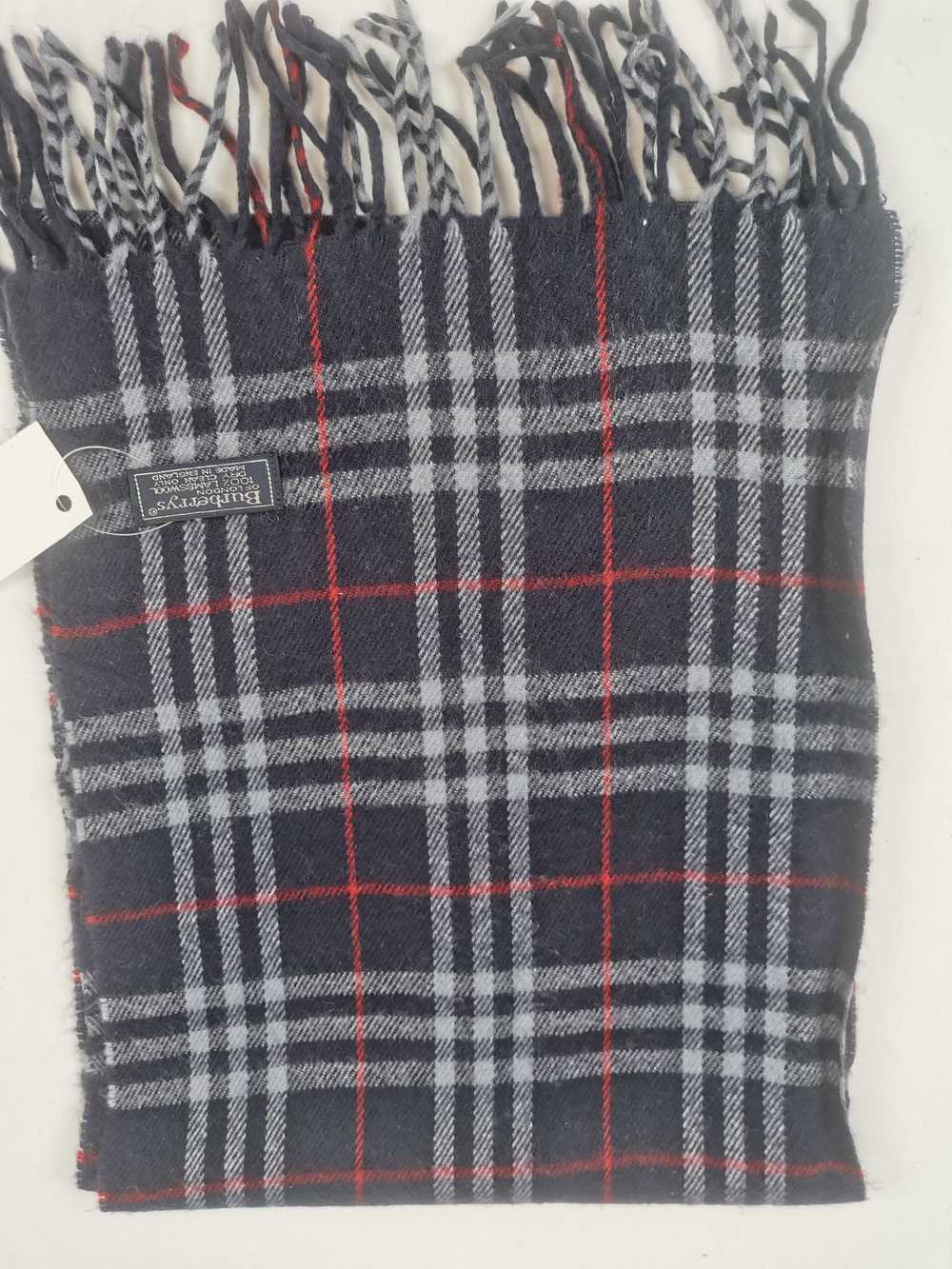 Burberry Burberry scarf muffler nova check - image 8