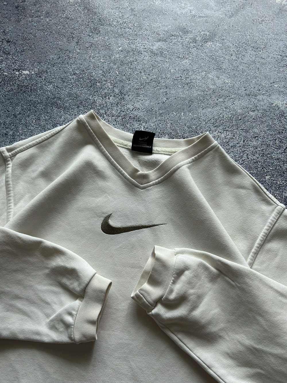 Nike × Streetwear × Vintage Vintage Nike Cream Sw… - image 2