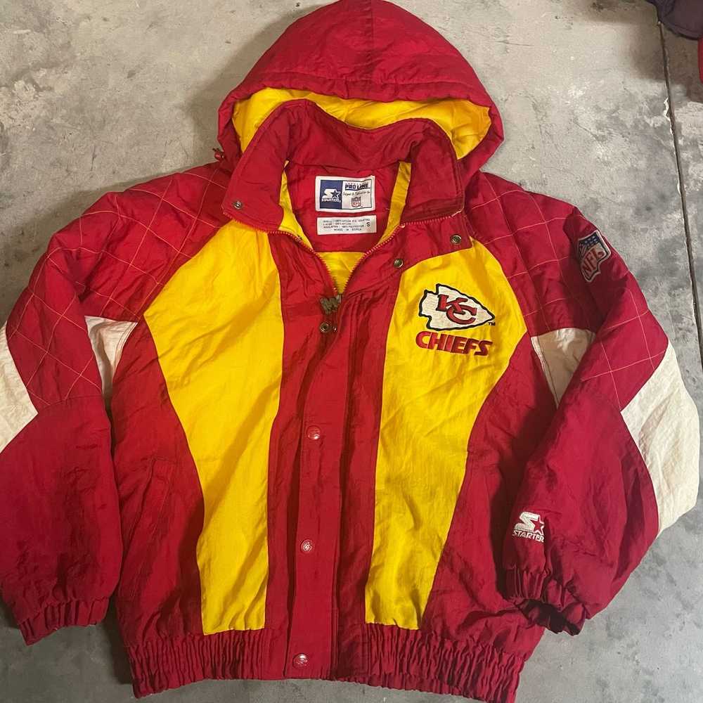 Starter Vintage Kansas City Chiefs STarter Puffer… - image 1