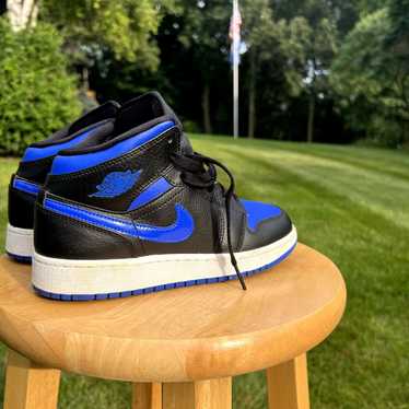 Jordan Brand × Nike Air Jordan 1 Mid GS Black Hyp… - image 1