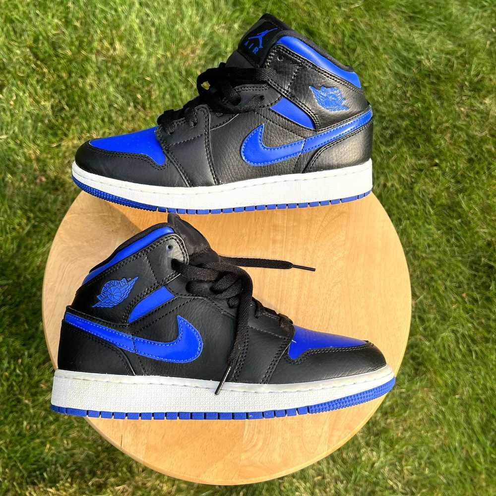 Jordan Brand × Nike Air Jordan 1 Mid GS Black Hyp… - image 3