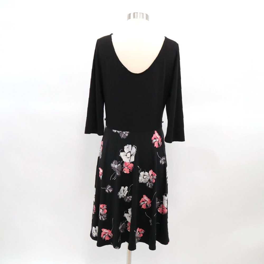 Vintage Floral Black White Red Stretch Leota Fit … - image 7