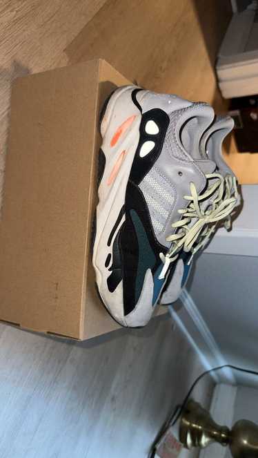 Adidas Yeezy Boost 700 'Wave Runner'